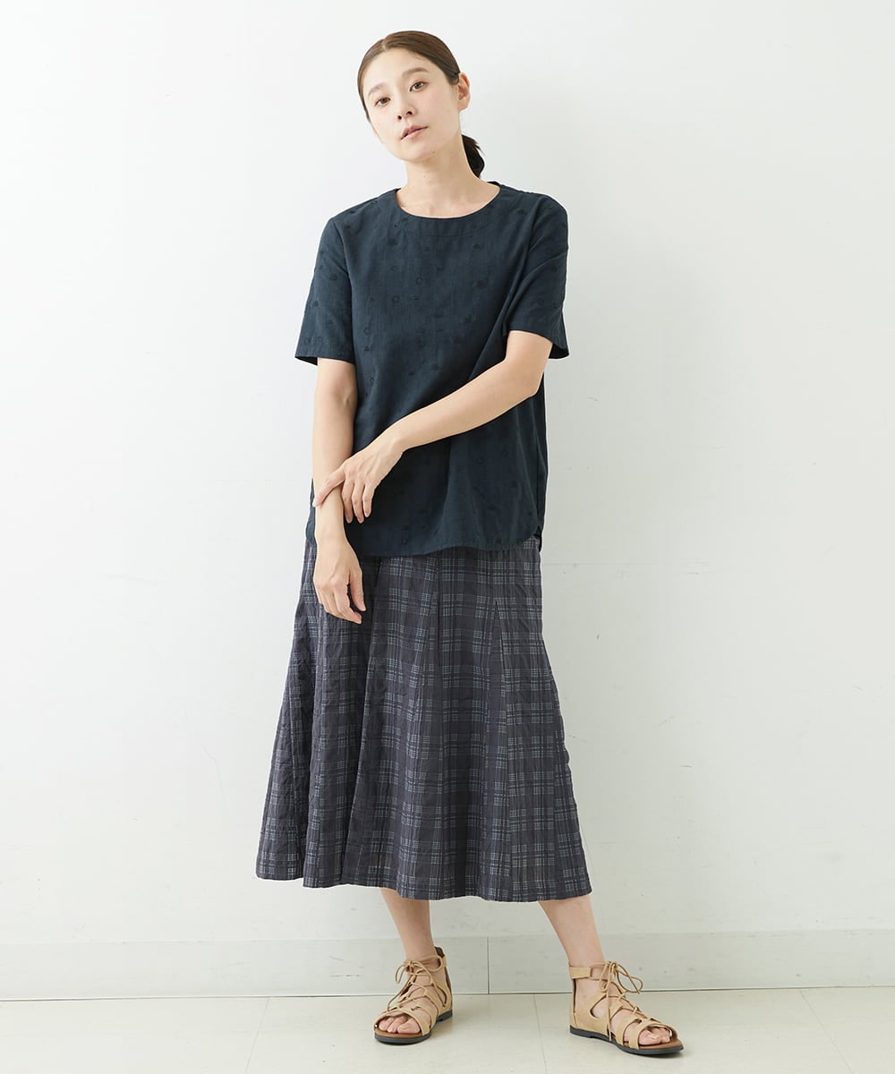 NGBJT25230 GIANNI LO GIUDICE(ジャンニ ロ ジュディチェ) [洗える]スラブコットンドット刺繍プルオーバーブラウス ブラック
