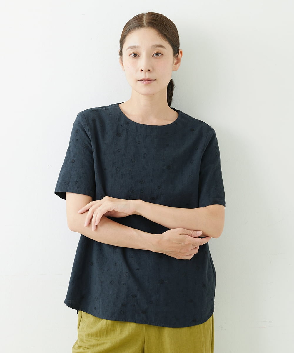 NGBJT25230 GIANNI LO GIUDICE(ジャンニ ロ ジュディチェ) [洗える]スラブコットンドット刺繍プルオーバーブラウス ブラック