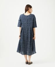 NGEJB11390 GIANNI LO GIUDICE(ジャンニ ロ ジュディチェ) [洗える・日本製]ミラクルウェーブブロックプリントワンピース ネイビー