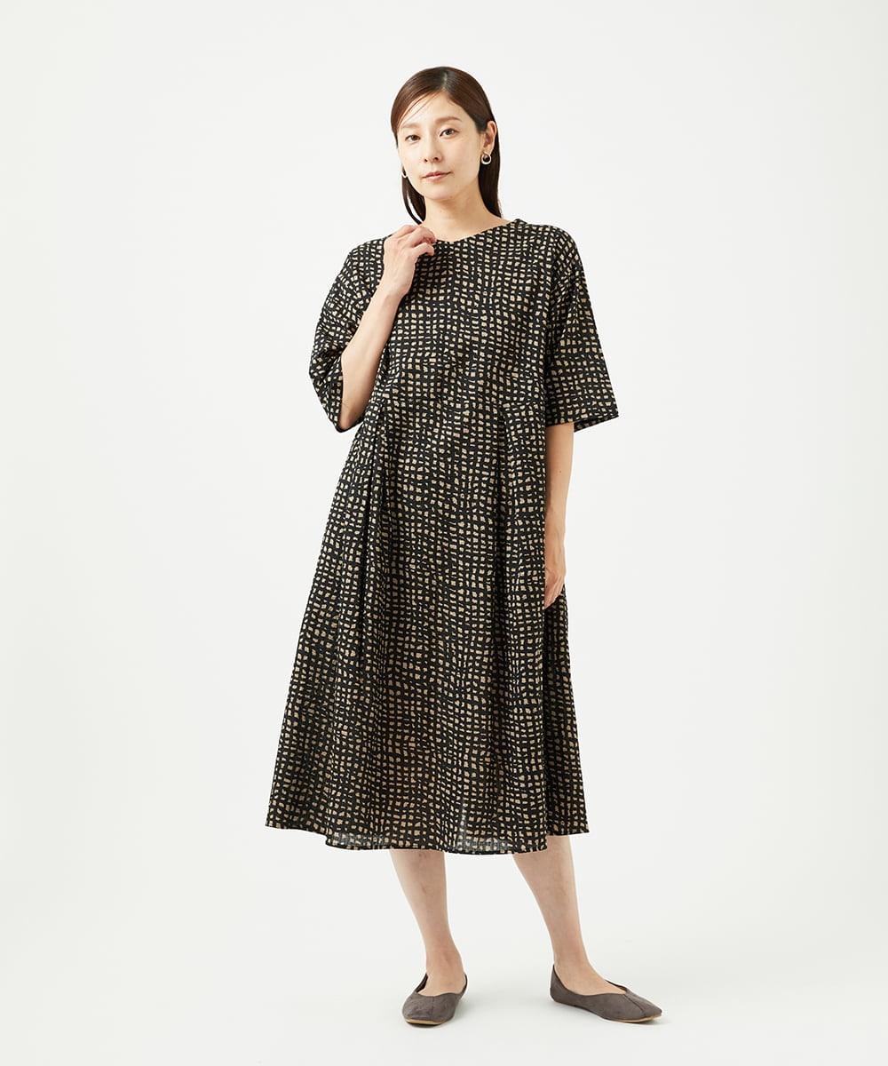 NGEJB11390 GIANNI LO GIUDICE(ジャンニ ロ ジュディチェ) [洗える・日本製]ミラクルウェーブブロックプリントワンピース ブラック