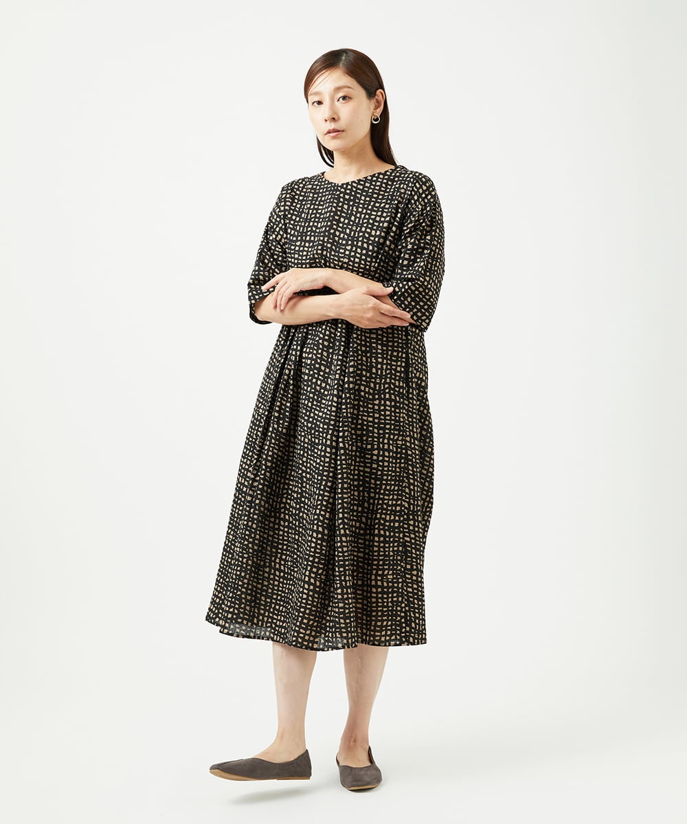 NGEJB11390 GIANNI LO GIUDICE(ジャンニ ロ ジュディチェ) [洗える・日本製]ミラクルウェーブブロックプリントワンピース ブラック