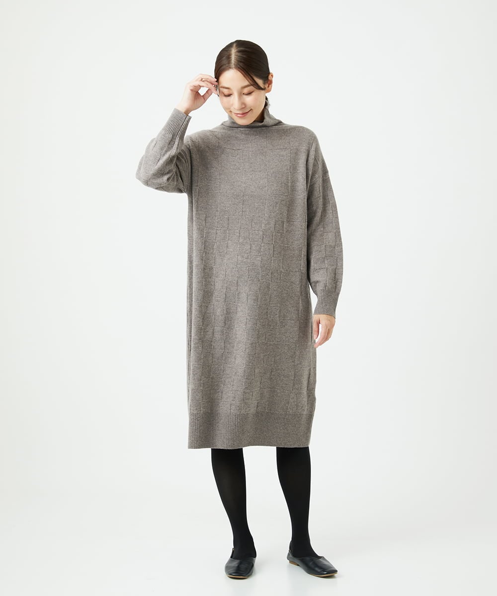 NGFAE41360 GIANNI LO GIUDICE(ジャンニ ロ ジュディチェ) エキストラファインメリノウールニットワンピース ベージュ