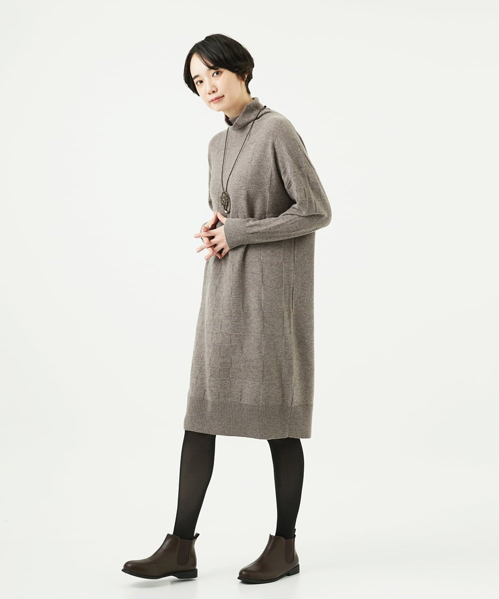 NGFAE41360 GIANNI LO GIUDICE(ジャンニ ロ ジュディチェ) エキストラファインメリノウールニットワンピース ベージュ