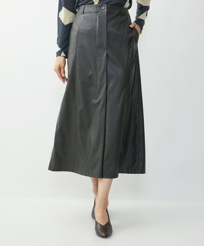 NGHJQ21270 GIANNI LO GIUDICE ウエットレザーAラインスカート
