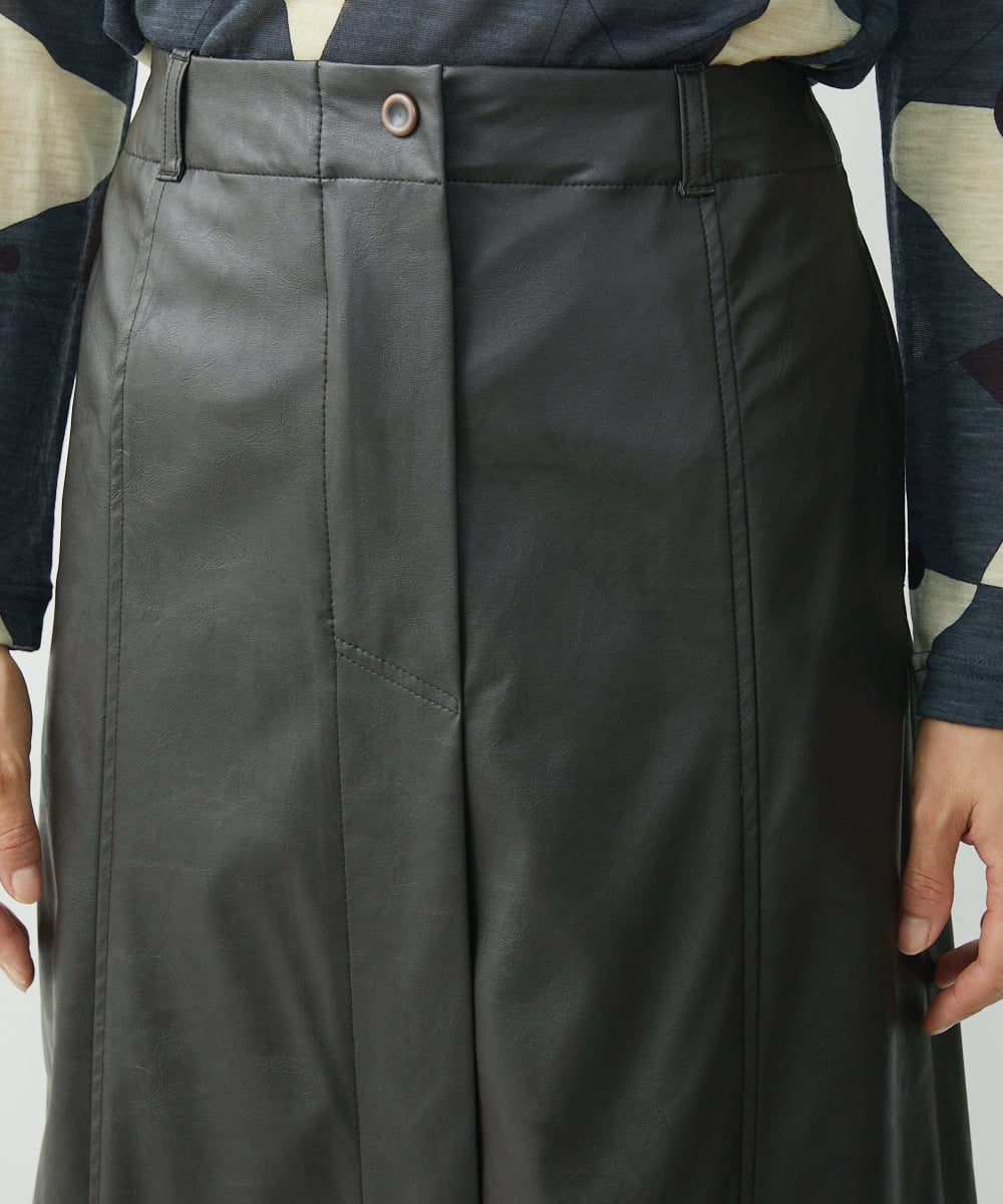 NGHJQ21270 GIANNI LO GIUDICE(ジャンニ ロ ジュディチェ) ウエットレザーAラインスカート ブラウン