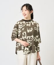 NGKGE50270 GIANNI LO GIUDICE(ジャンニ ロ ジュディチェ) [洗える・日本製]アイアスポップフラワープリントイレヘムカットソー カーキ