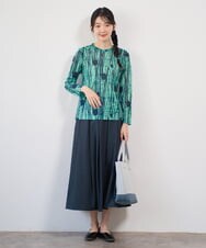 NGKGF32180 GIANNI LO GIUDICE(ジャンニ ロ ジュディチェ) [洗える・日本製]幾何ストライププリントカットソー グリーン×ネイビー