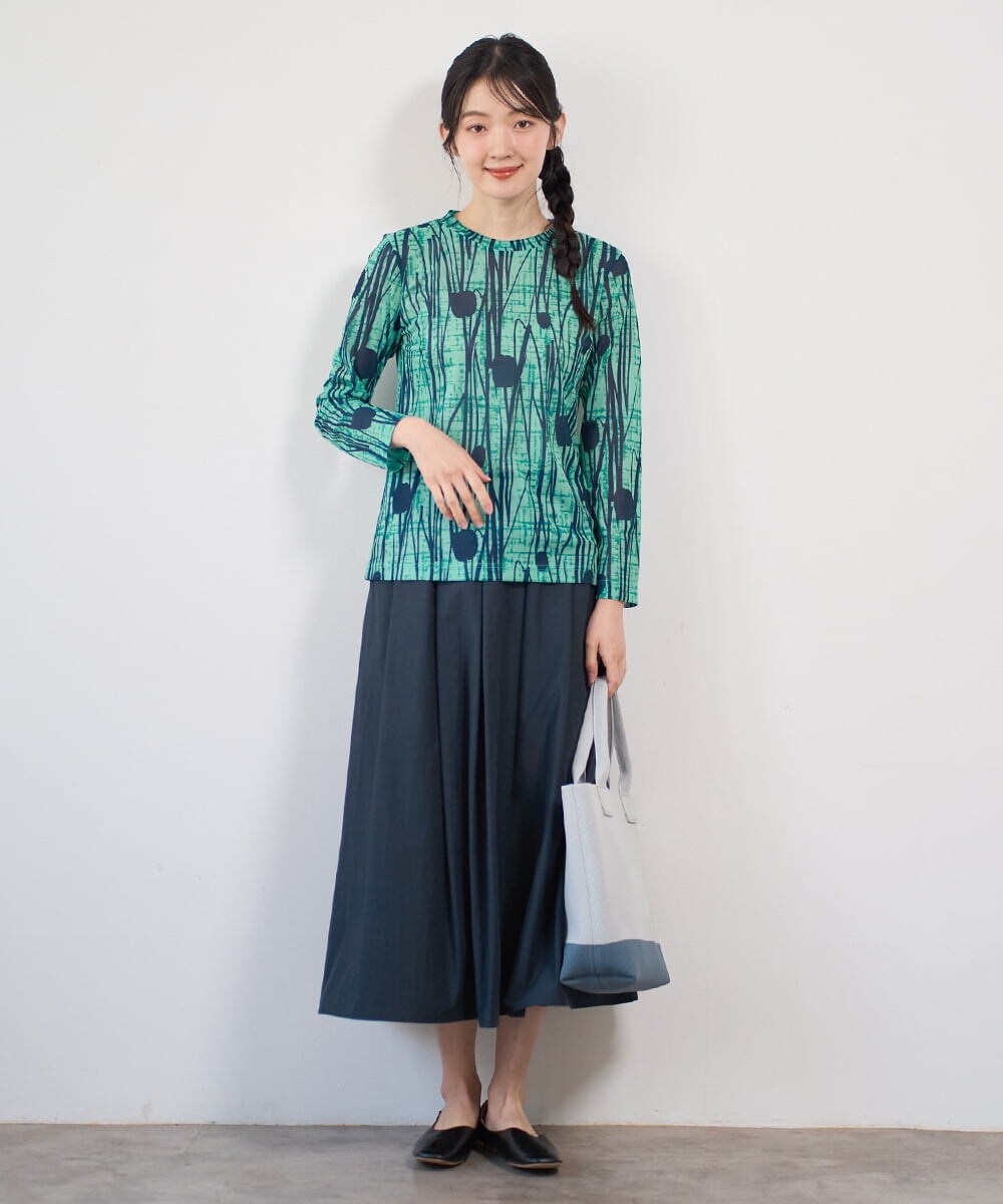 NGKGF32180 GIANNI LO GIUDICE(ジャンニ ロ ジュディチェ) [洗える・日本製]幾何ストライププリントカットソー グリーン×ネイビー