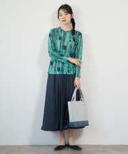 NGKGF32180 GIANNI LO GIUDICE(ジャンニ ロ ジュディチェ) [洗える・日本製]幾何ストライププリントカットソー グリーン×ネイビー