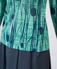 NGKGF32180 GIANNI LO GIUDICE(ジャンニ ロ ジュディチェ) [洗える・日本製]幾何ストライププリントカットソー グリーン×ネイビー