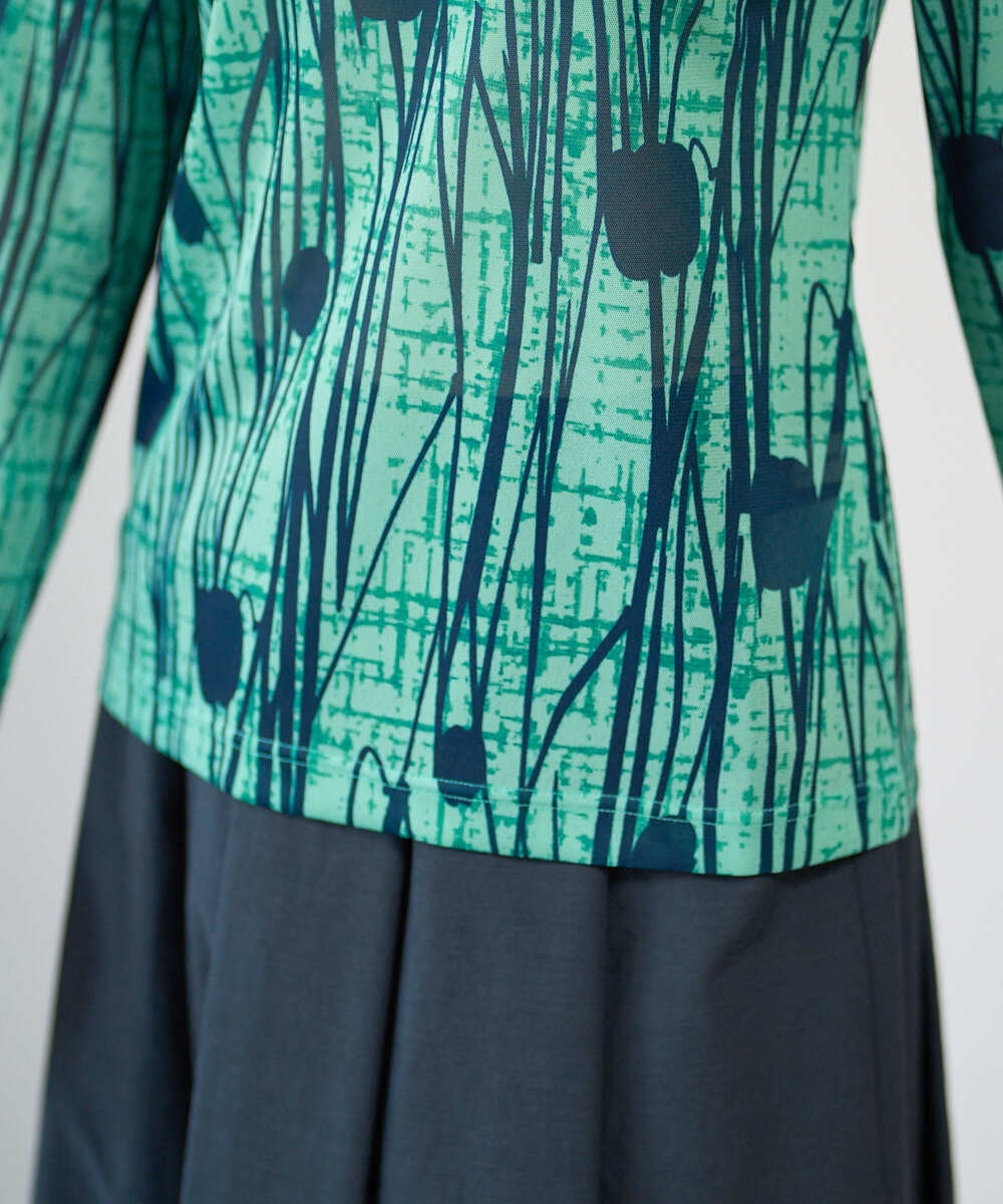 NGKGF32180 GIANNI LO GIUDICE(ジャンニ ロ ジュディチェ) [洗える・日本製]幾何ストライププリントカットソー グリーン×ネイビー