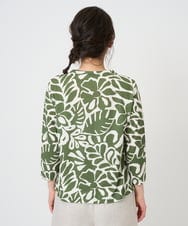 NGKGF49200 GIANNI LO GIUDICE(ジャンニ ロ ジュディチェ) [洗える・日本製]ボタニカルフワラープリントカットソー グリーン