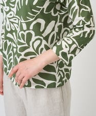 NGKGF49200 GIANNI LO GIUDICE(ジャンニ ロ ジュディチェ) [洗える・日本製]ボタニカルフワラープリントカットソー グリーン