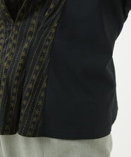 NGKGV50260 GIANNI LO GIUDICE(ジャンニ ロ ジュディチェ) [洗える]ハイゲージ天竺プリントカットソー ブラック☓カーキ