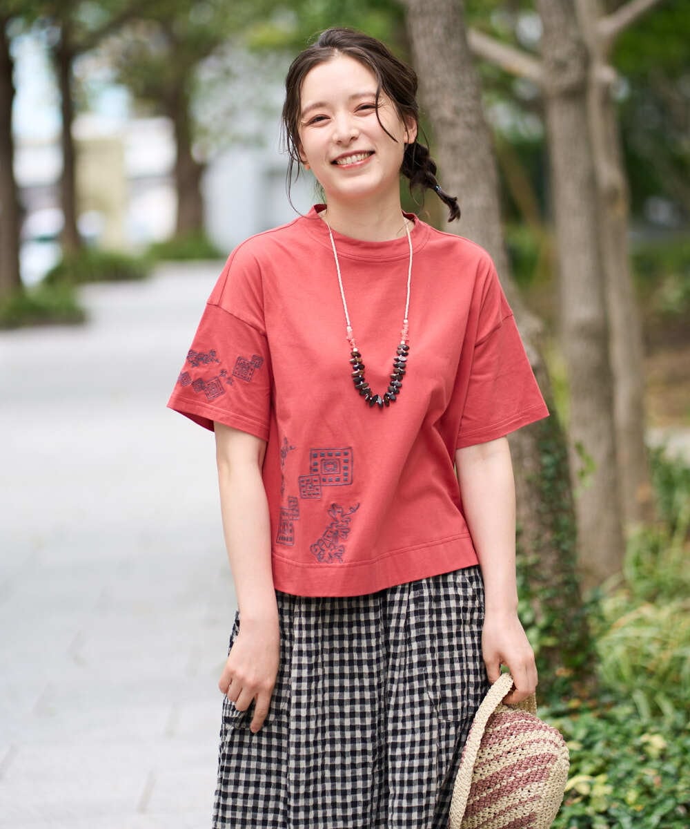NGKHE61170 GIANNI LO GIUDICE(ジャンニ ロ ジュディチェ) 【洗える】コットン天竺刺繍カットソー レッド