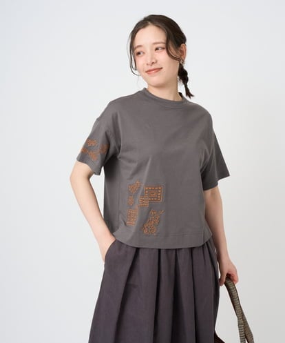 NGKHE61170 GIANNI LO GIUDICE 【洗える】コットン天竺刺繍カットソー