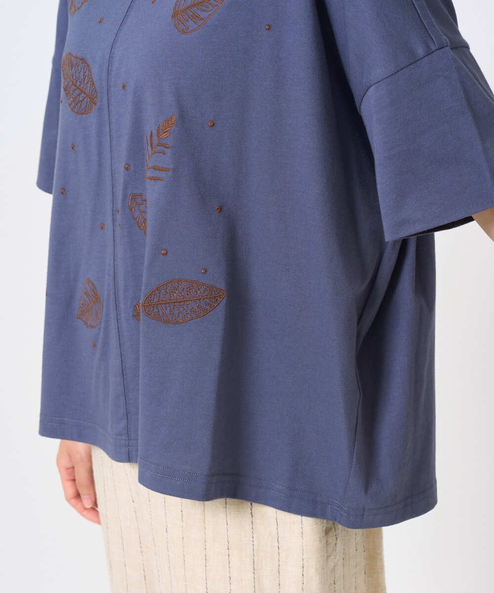 NGKHE62180 GIANNI LO GIUDICE(ジャンニ ロ ジュディチェ) [洗える]コットン天竺リーフ刺繍カットソー ラベンダー