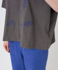 NGKHE62180 GIANNI LO GIUDICE(ジャンニ ロ ジュディチェ) 【洗える】コットン天竺リーフ刺繍カットソー ブラウン