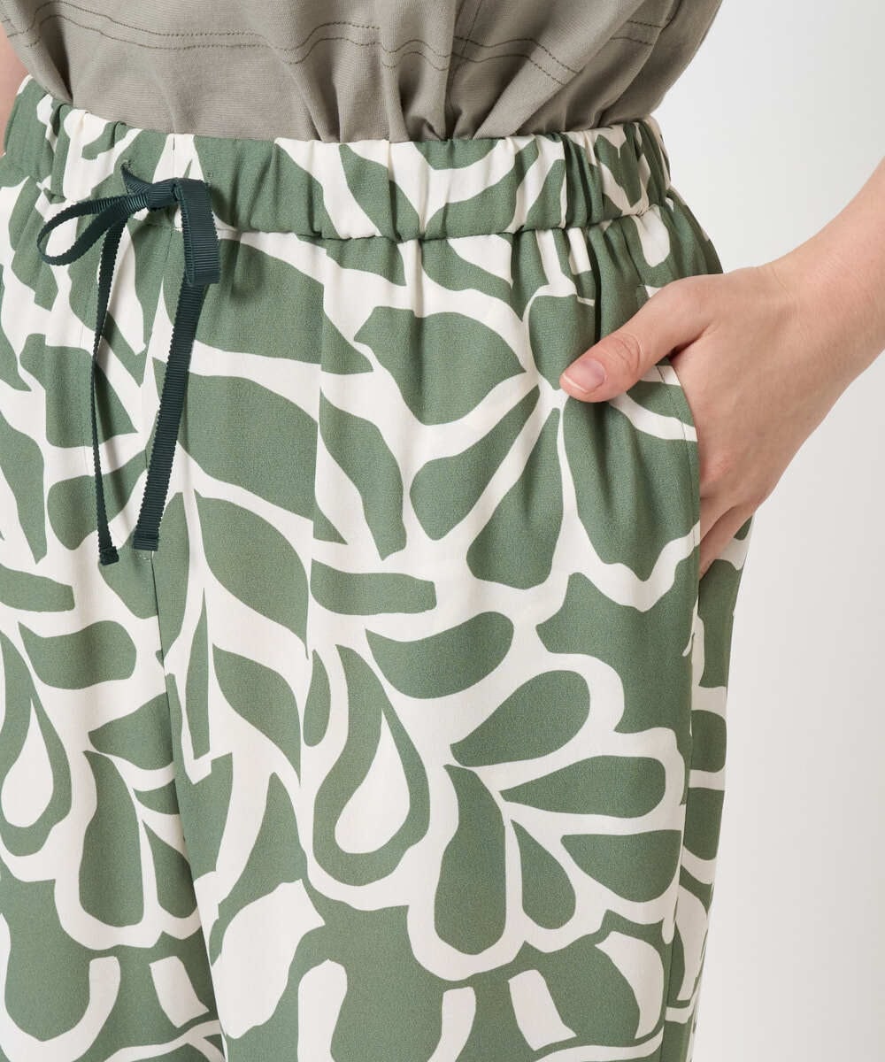 NGLGE41300 GIANNI LO GIUDICE(ジャンニ ロ ジュディチェ) [洗える・日本製]ポタニカルフラワープリントパンツ グリーン