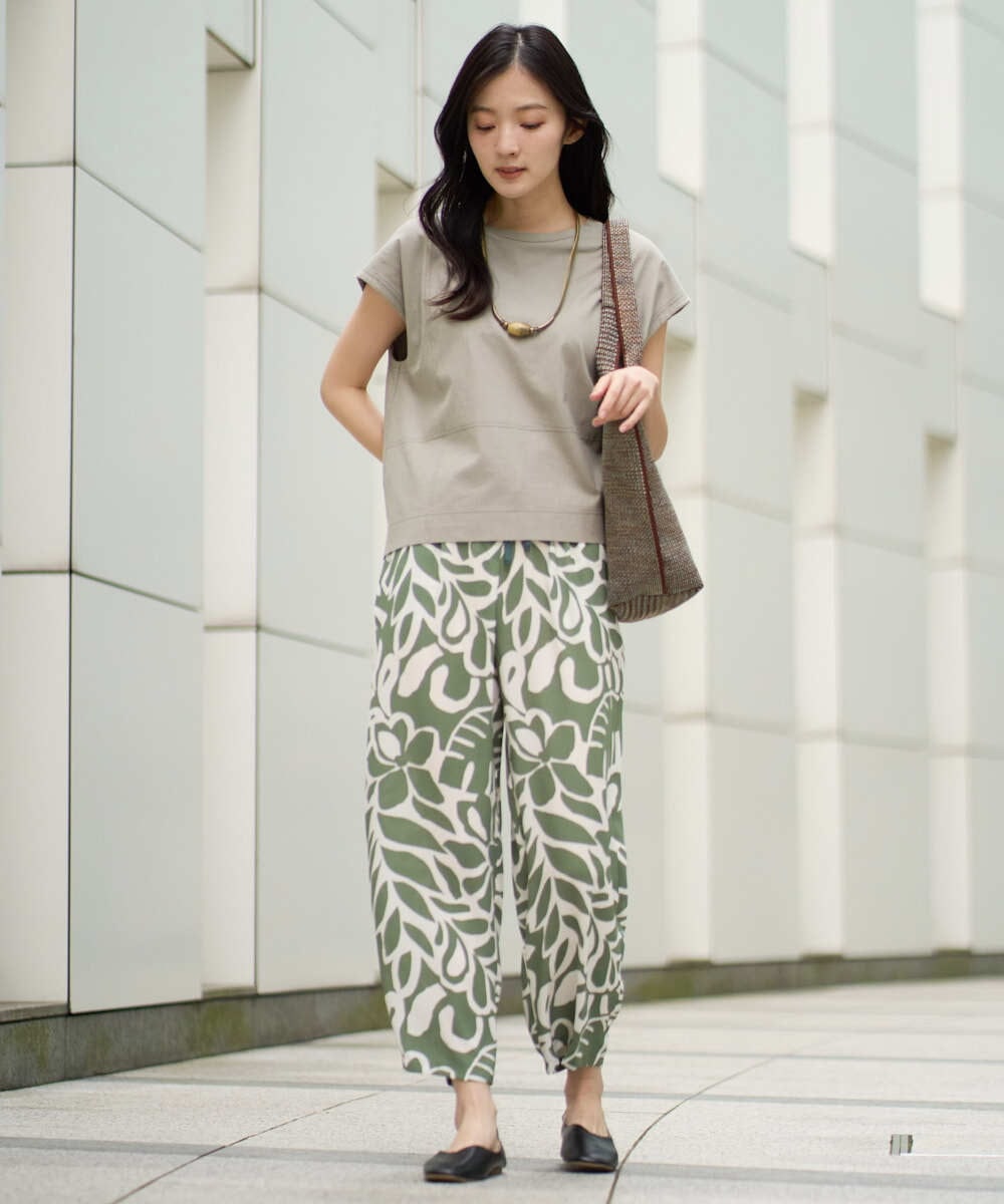 NGLGE41300 GIANNI LO GIUDICE(ジャンニ ロ ジュディチェ) [洗える・日本製]ポタニカルフラワープリントパンツ グリーン