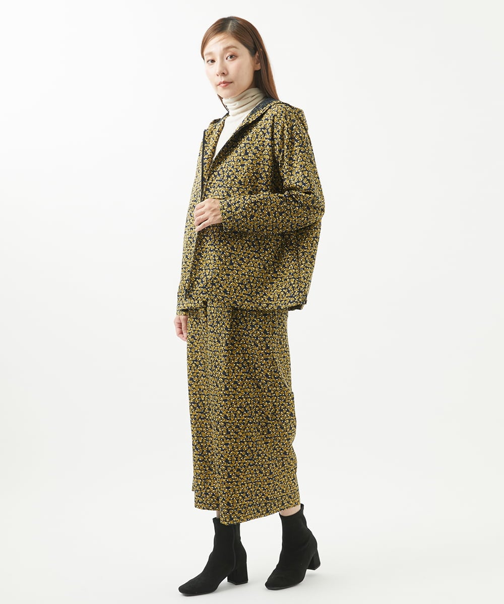 NGLHW07200 GIANNI LO GIUDICE(ジャンニ ロ ジュディチェ) [洗える・撥水加工]レインフラワープリントパンツ ネイビー×イエロー