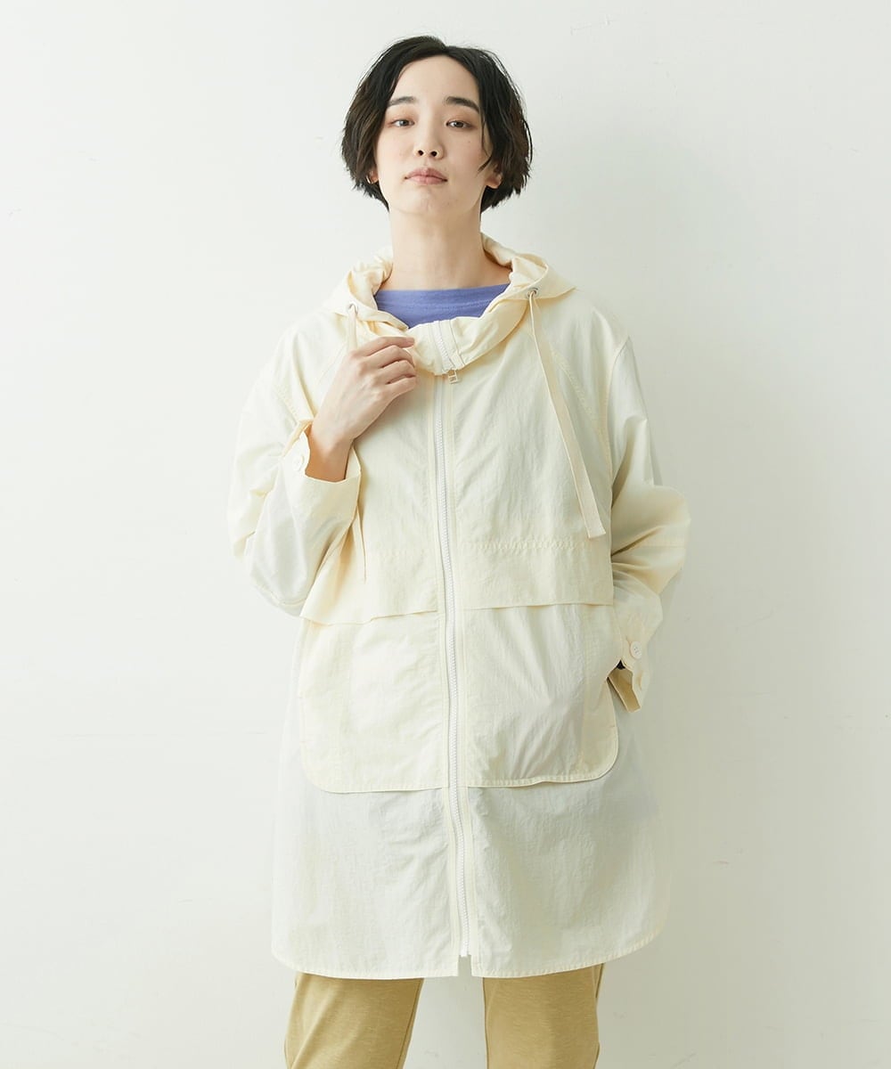 NGUET05390 GIANNI LO GIUDICE(ジャンニ ロ ジュディチェ) ハイストレッチナイロンコート アイボリー