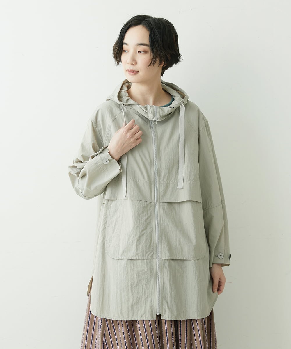 NGUET05390 GIANNI LO GIUDICE(ジャンニ ロ ジュディチェ) ハイストレッチナイロンコート ライトグレー