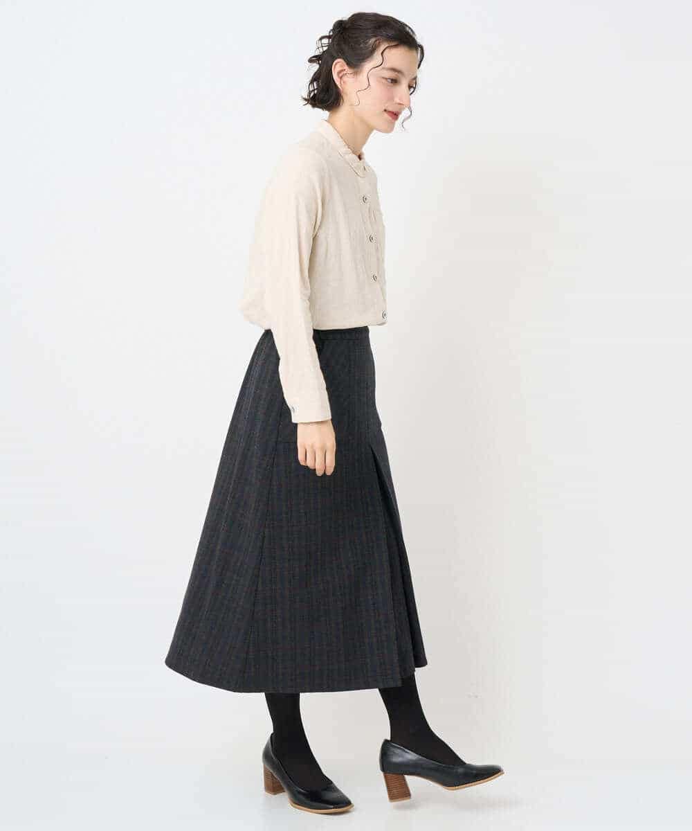 NHBAE23230 GIANNI LO GIUDICE(小さいサイズ)(メゾン ドゥ サンク) シャーリング起毛ブラウス ベージュ（ストライプ）