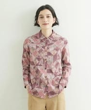 NHBAU81230 GIANNI LO GIUDICE(小さいサイズ)(メゾン ドゥ サンク) LIBERTYプリントピンタックシャツブラウス（Patchwork Paisley） ピンク系