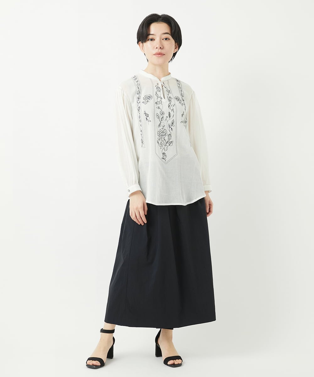 NHBGA32330 GIANNI LO GIUDICE(小さいサイズ)(メゾン ドゥ サンク) コットンガーゼ刺繍ブラウス ホワイト