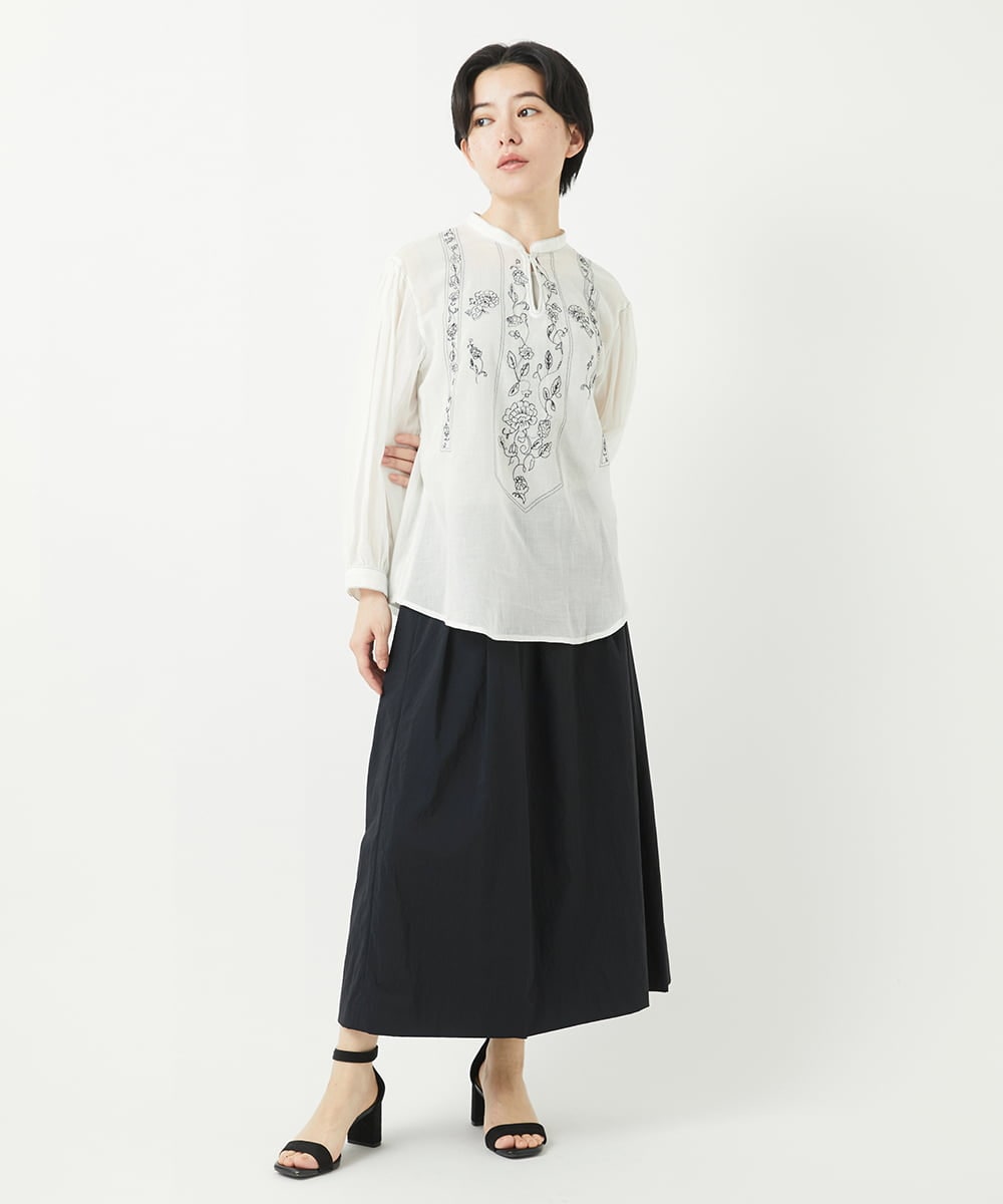 NHBGA32330 GIANNI LO GIUDICE(小さいサイズ)(メゾン ドゥ サンク) コットンガーゼ刺繍ブラウス ホワイト