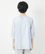 NHBGC89190 GIANNI LO GIUDICE(小さいサイズ)(メゾン ドゥ サンク) コットンボイルノーカラーデザインブラウス ライトブルー