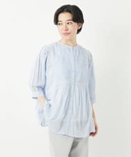 NHBGC89190 GIANNI LO GIUDICE(小さいサイズ)(メゾン ドゥ サンク) コットンボイルノーカラーデザインブラウス ライトブルー