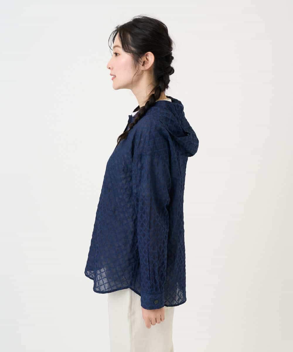 NHBGE46270 GIANNI LO GIUDICE(小さいサイズ)(メゾン ドゥ サンク) 塩縮ダイヤ柄フード襟ブラウス ネイビー