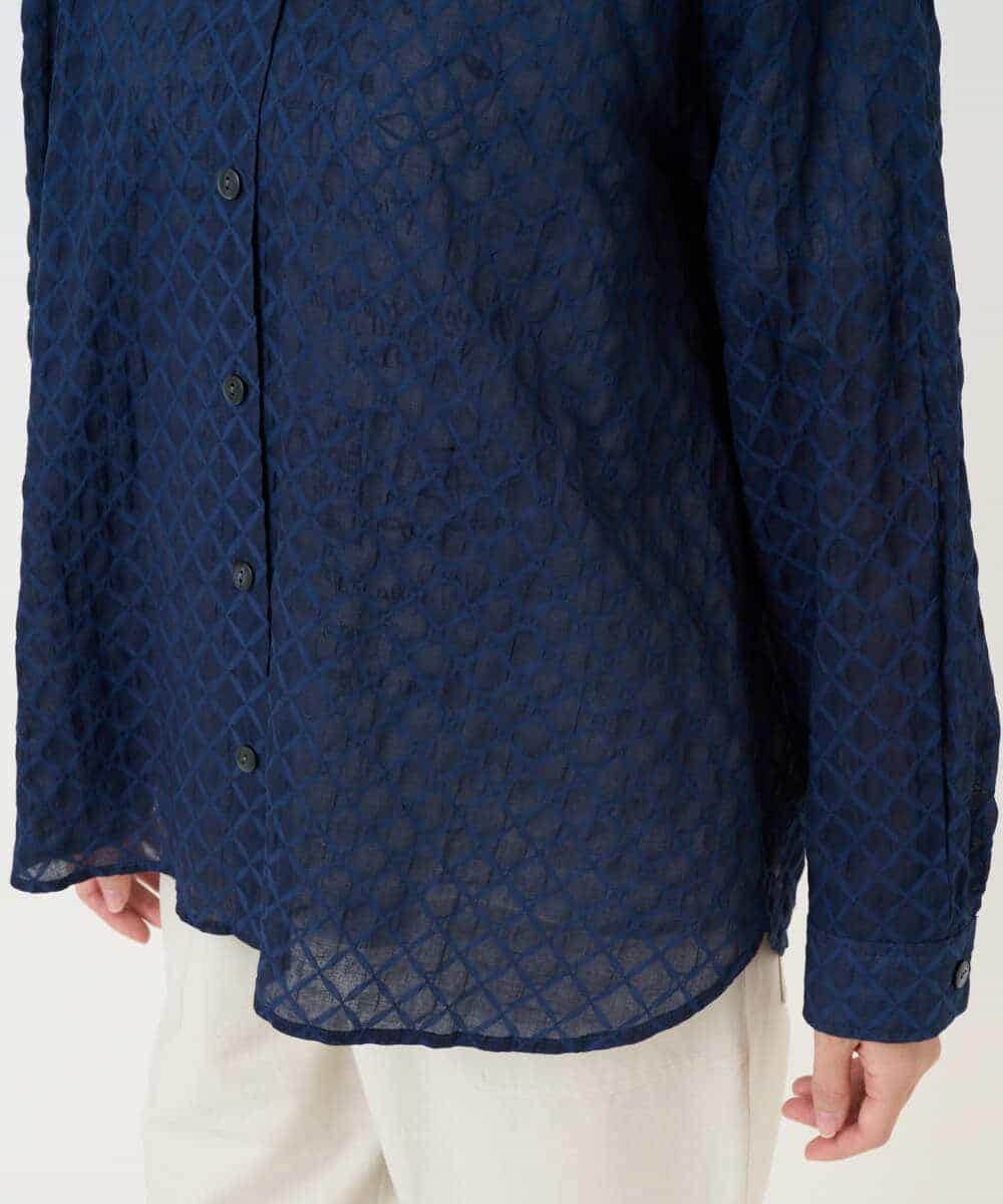 NHBGE46270 GIANNI LO GIUDICE(小さいサイズ)(メゾン ドゥ サンク) 塩縮ダイヤ柄フード襟ブラウス ネイビー