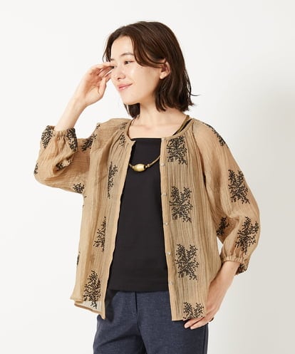NHBGF93290 GIANNI LO GIUDICE(小さいサイズ) 楊柳フラワー刺しゅうブラウス