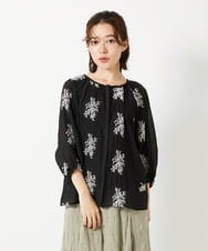 NHBGF93290 GIANNI LO GIUDICE(小さいサイズ)(メゾン ドゥ サンク) 楊柳フラワー刺しゅうブラウス ホワイト