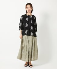 NHBGF93290 GIANNI LO GIUDICE(小さいサイズ)(メゾン ドゥ サンク) 楊柳フラワー刺しゅうブラウス ホワイト