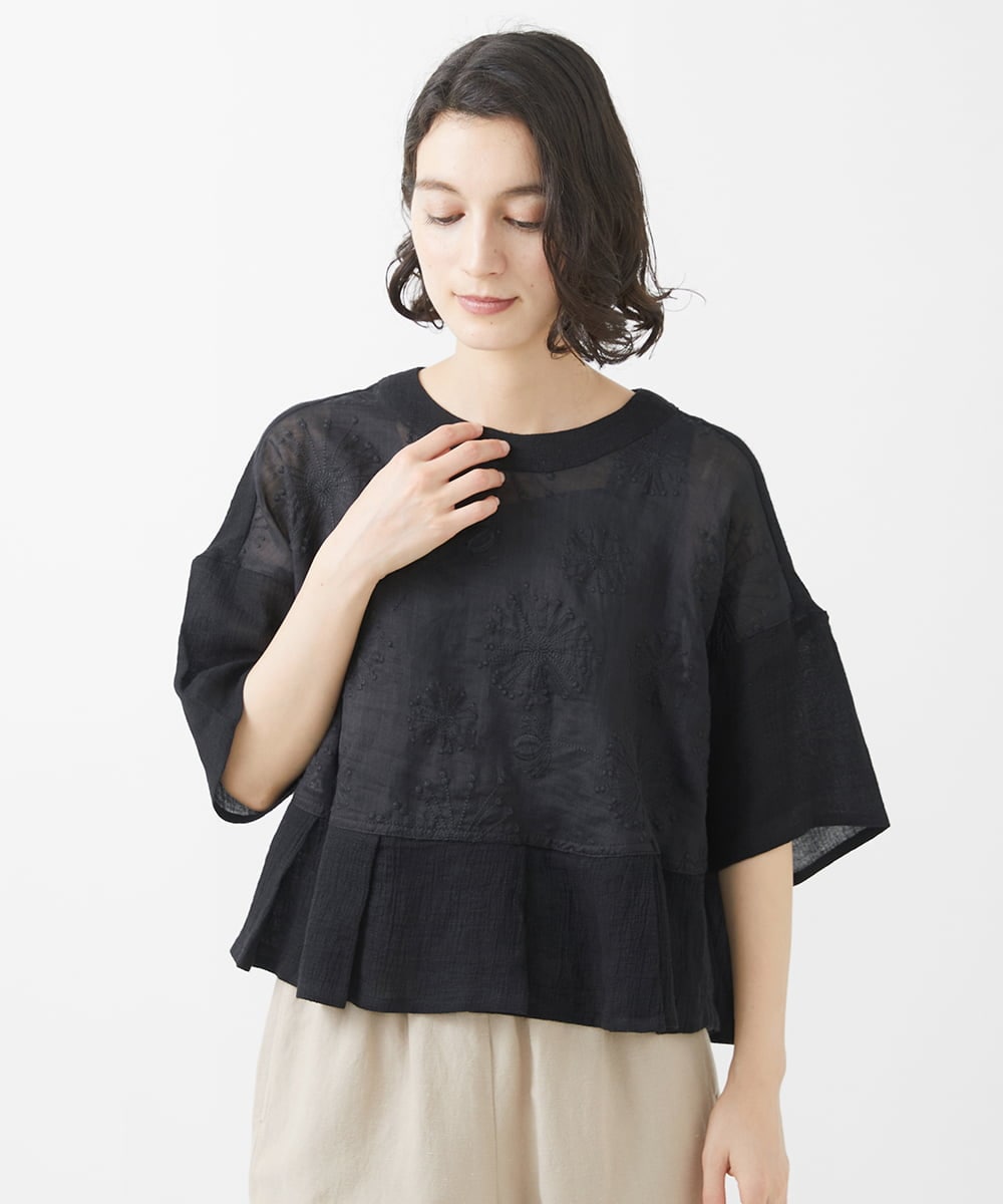 NHBHW06230 GIANNI LO GIUDICE(小さいサイズ)(メゾン ドゥ サンク) ウォッシャブルリネン刺繍半袖ブラウス ホワイト