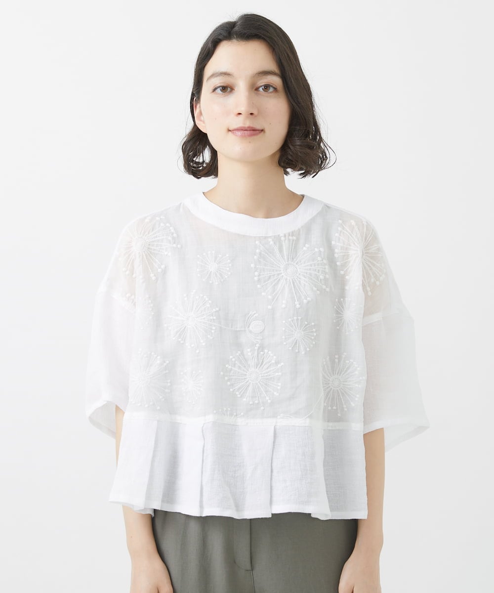 NHBHW06230 GIANNI LO GIUDICE(小さいサイズ)(メゾン ドゥ サンク) ウォッシャブルリネン刺繍半袖ブラウス ホワイト