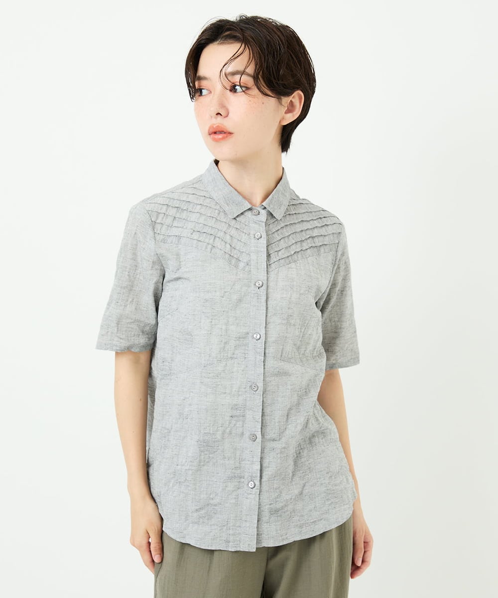 NHBJC82200 GIANNI LO GIUDICE(小さいサイズ)(メゾン ドゥ サンク) コットンリネンドット柄ピンタック半袖ブラウス ライトブルー