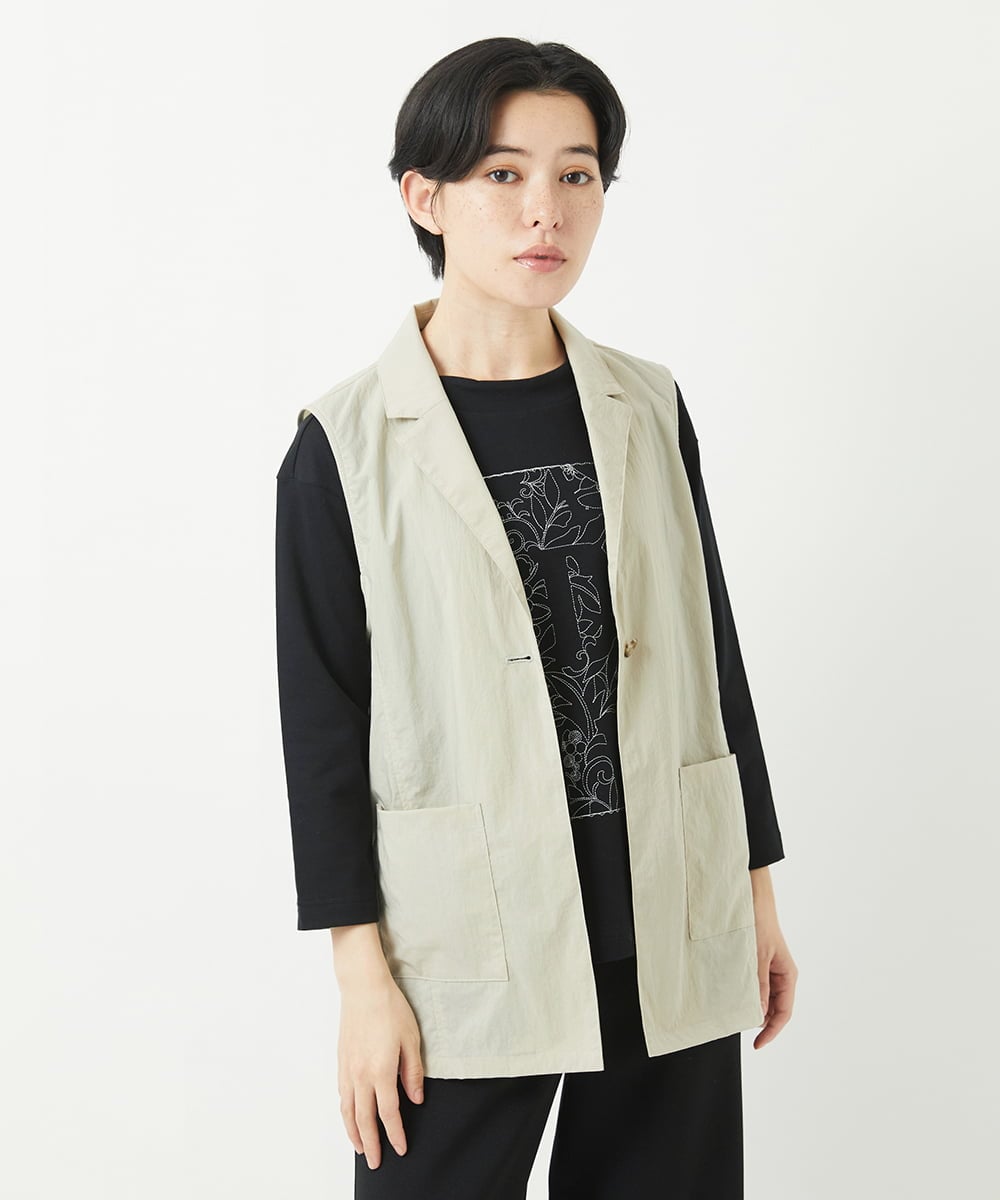 NHDGC92260 GIANNI LO GIUDICE(小さいサイズ)(メゾン ドゥ サンク) ナイロンストレッチテーラードカラージレ ベージュ