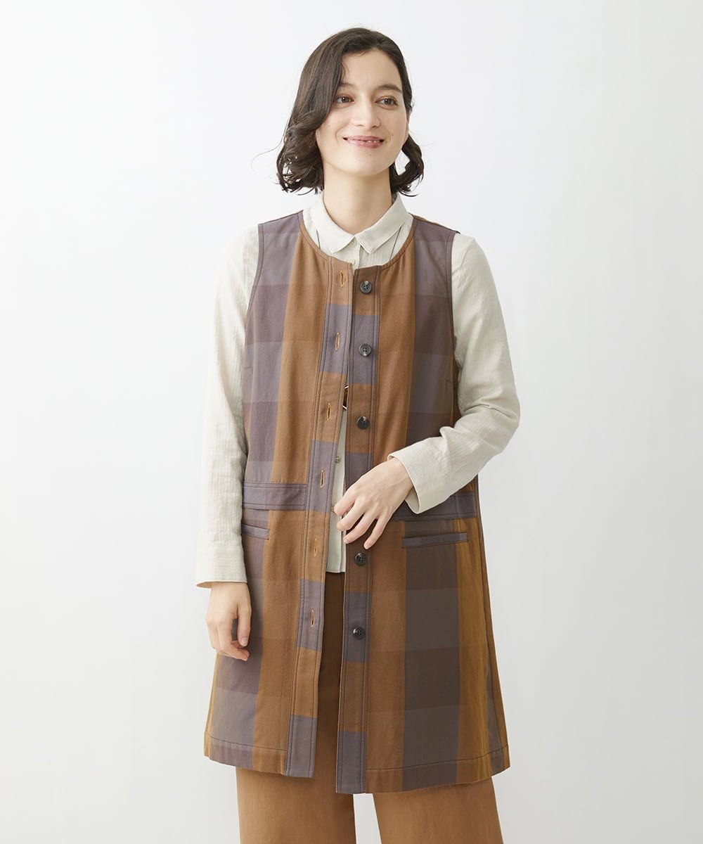 NHDJU21390 GIANNI LO GIUDICE(小さいサイズ)(メゾン ドゥ サンク) 先染めチェックギャバジンロングジレ ブラウン系
