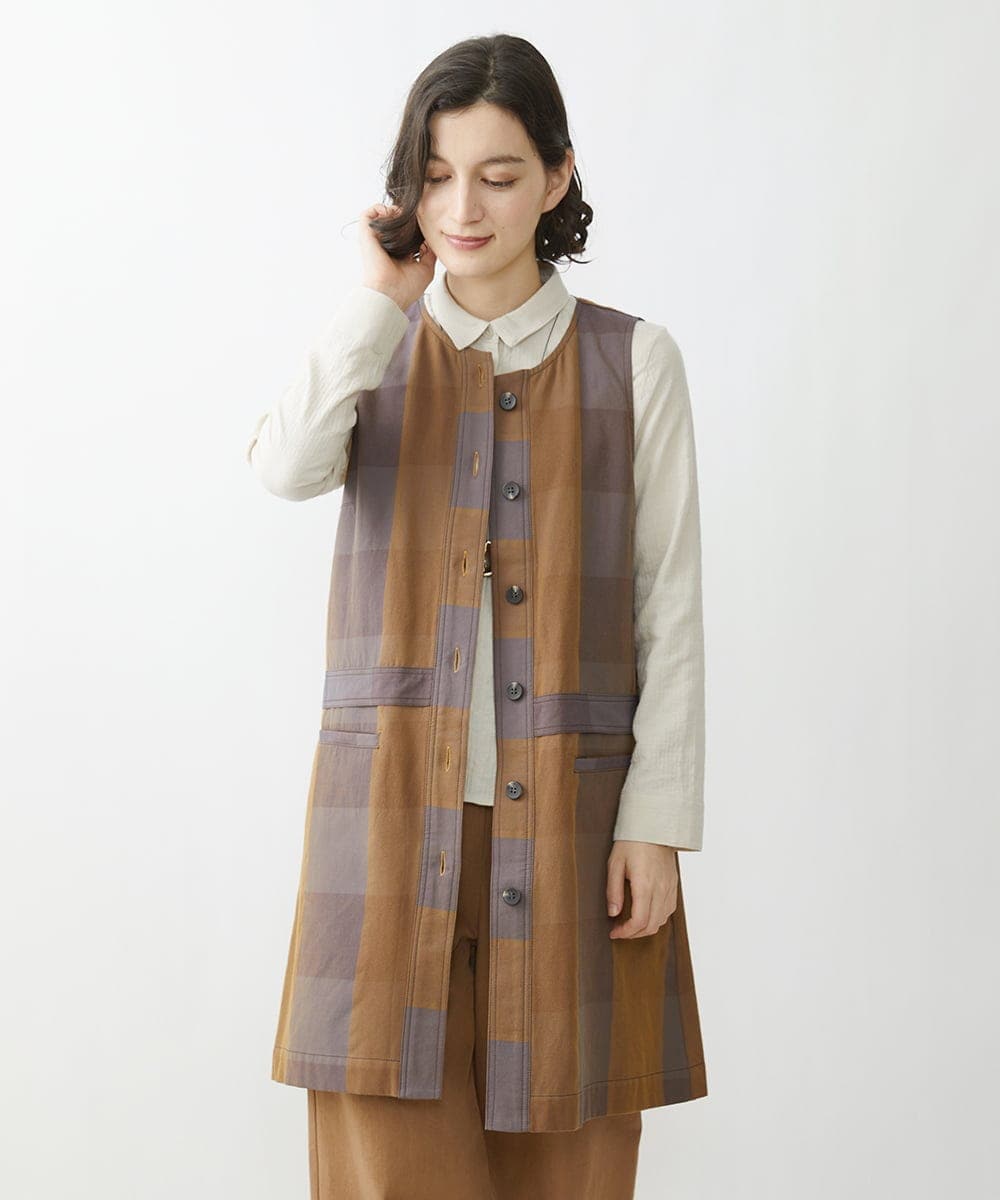 NHDJU21390 GIANNI LO GIUDICE(小さいサイズ)(メゾン ドゥ サンク) 先染めチェックギャバジンロングジレ グレー系