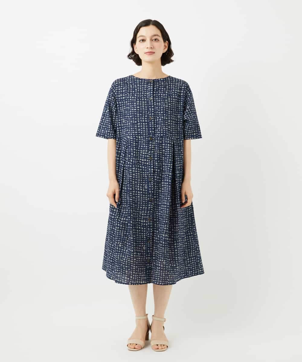 NHEJB11390 GIANNI LO GIUDICE(小さいサイズ)(メゾン ドゥ サンク) [日本製]ミラクルウェーブブロックプリントワンピース ネイビー系