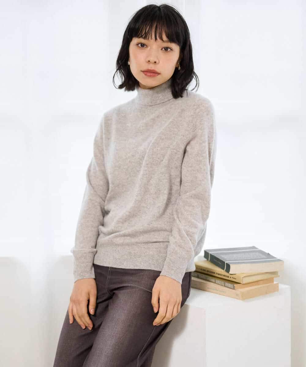 NHFAI87360 GIANNI LO GIUDICE(小さいサイズ)(メゾン ドゥ サンク) カシミヤハイネックニット ブラック