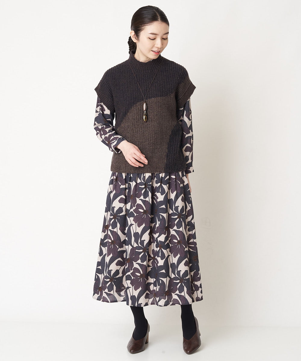 NHFAW10230 GIANNI LO GIUDICE(小さいサイズ)(メゾン ドゥ サンク) アゼ編みインターシャニットベスト ネイビー系