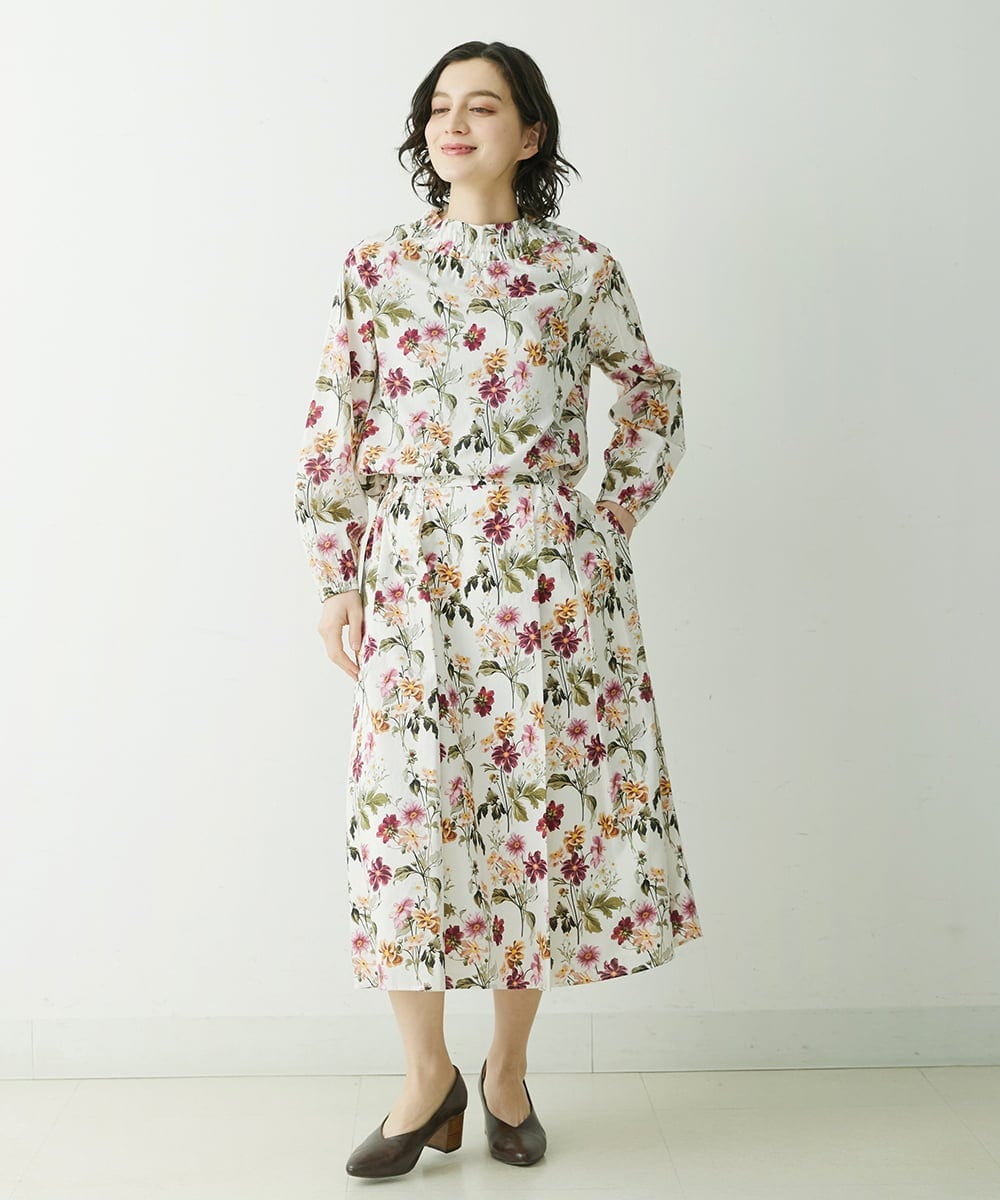 NHHGU81290 GIANNI LO GIUDICE(小さいサイズ)(メゾン ドゥ サンク) LIBERTYプリントタックギャザースカート（BARBARA COVINGTON） ネイビー系