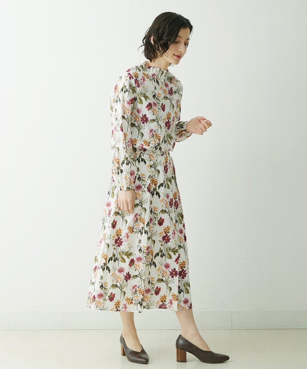 NHHGU81290 GIANNI LO GIUDICE(小さいサイズ)(メゾン ドゥ サンク) LIBERTYプリントタックギャザースカート（BARBARA COVINGTON） ネイビー系