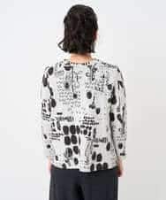 NHKAE12210 GIANNI LO GIUDICE(小さいサイズ)(メゾン ドゥ サンク) [日本製]幾何柄両面選針カットソー ライトグレー